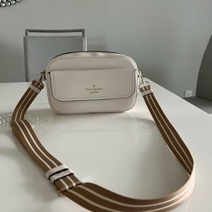Kate spade leather light cream/ off white crossbody bag